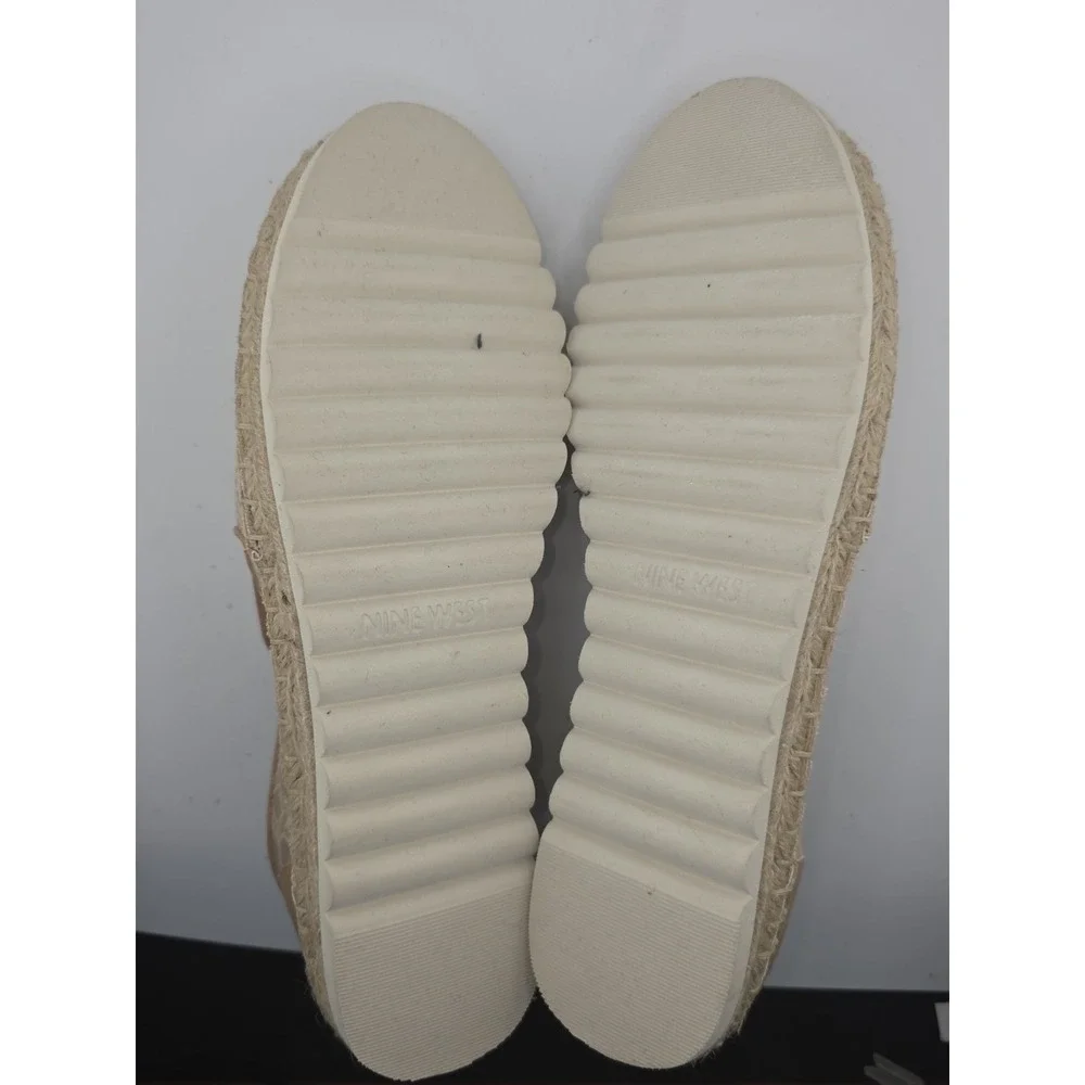 Nine West Womens Espadrille Slip On Flats Beige Gold Logo Print Size 9